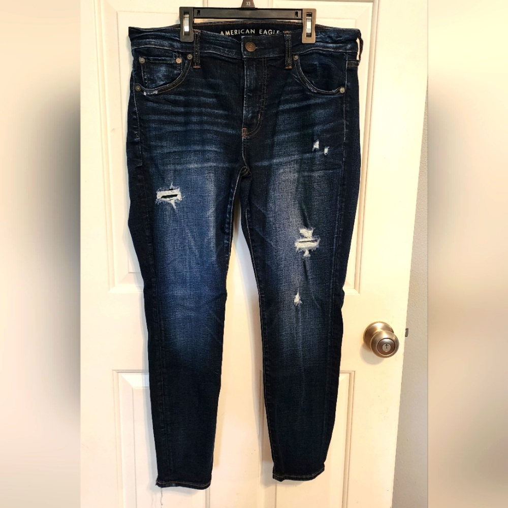 American Eagle size 14 short super stretch jeans